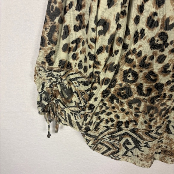Ali Miles Mixed Print Leopard Stripe Patterned Blouse - Picture 2 of 6